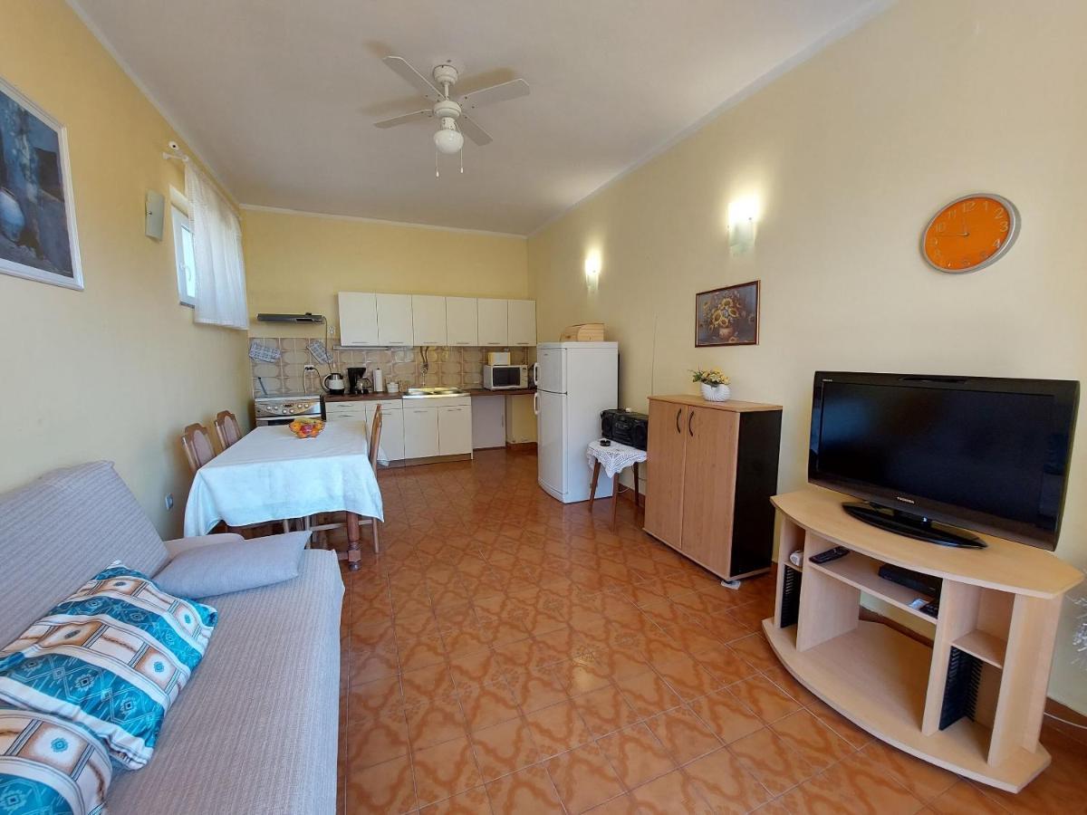 Apartments Faran Crikvenica Kültér fotó