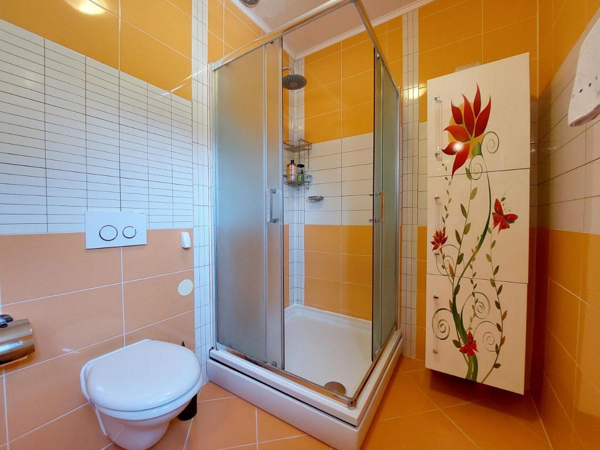 Apartments Faran Crikvenica Kültér fotó