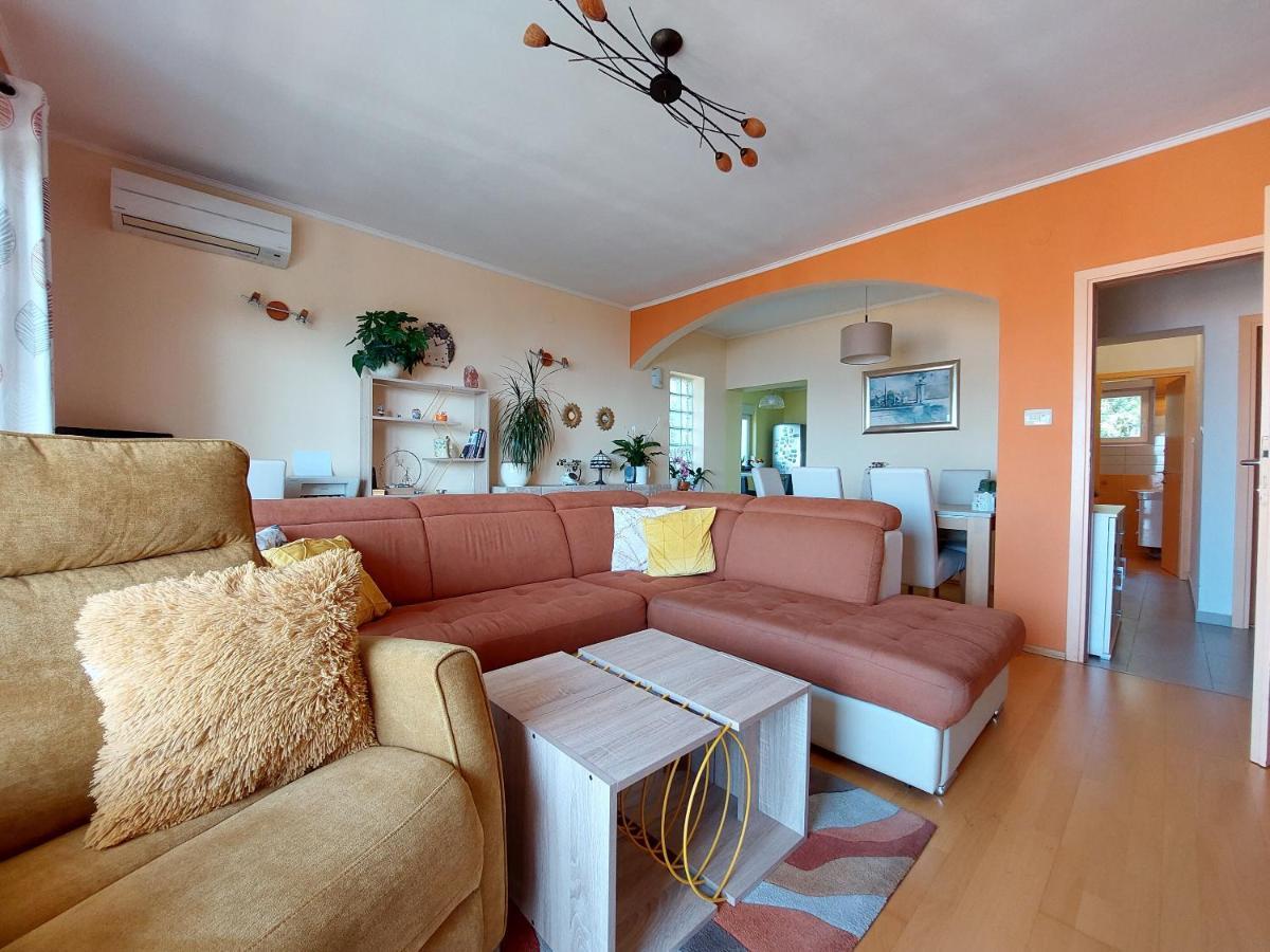 Apartments Faran Crikvenica Kültér fotó
