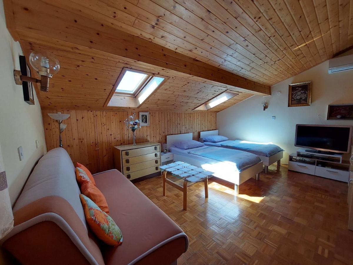 Apartments Faran Crikvenica Kültér fotó