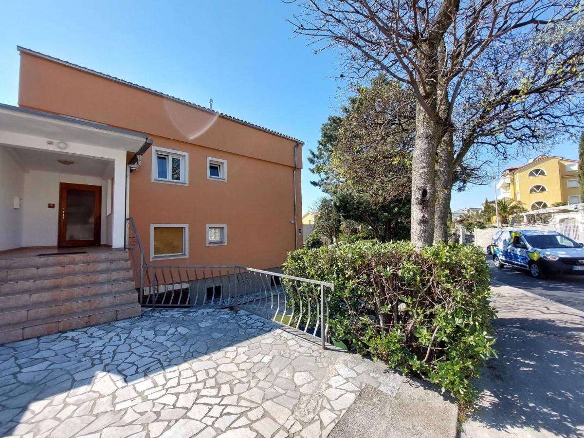 Apartments Faran Crikvenica Kültér fotó